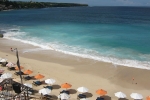10-menit-drive-from-the-house-to-dreamland-beach